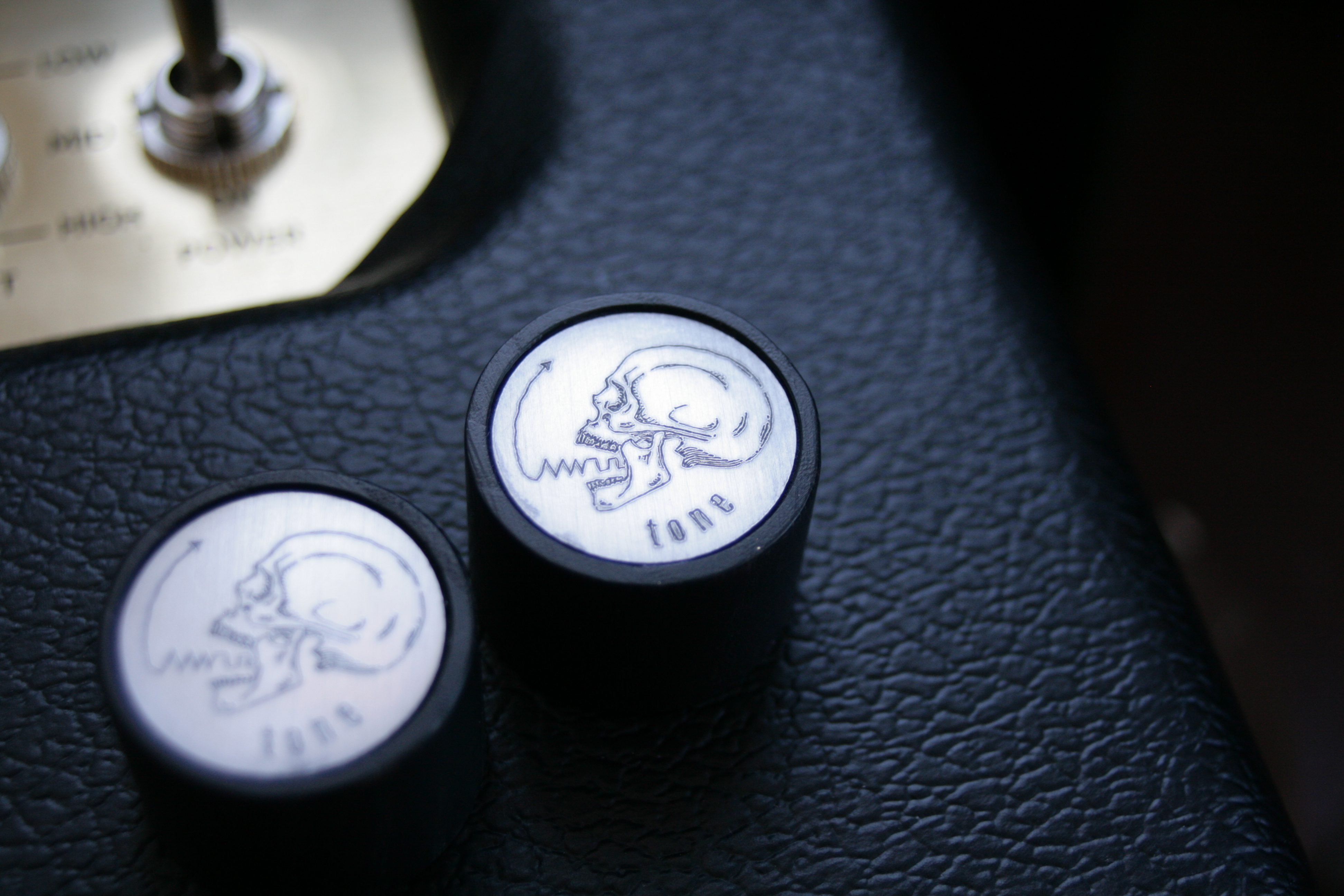 Skull top Control knobs