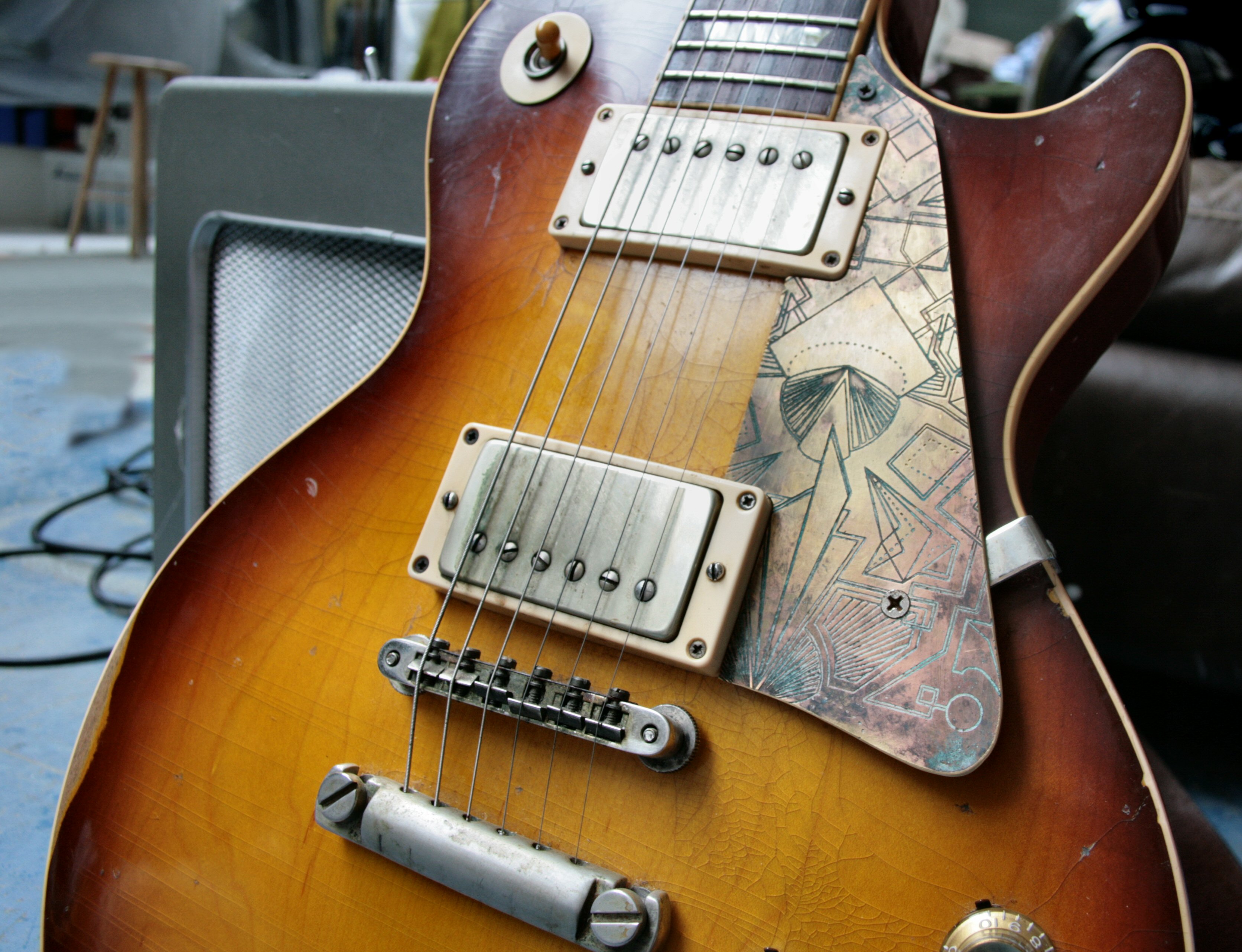 Les Paul Brass Plate